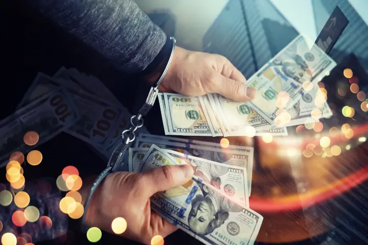 Handcuffs vendor lock in